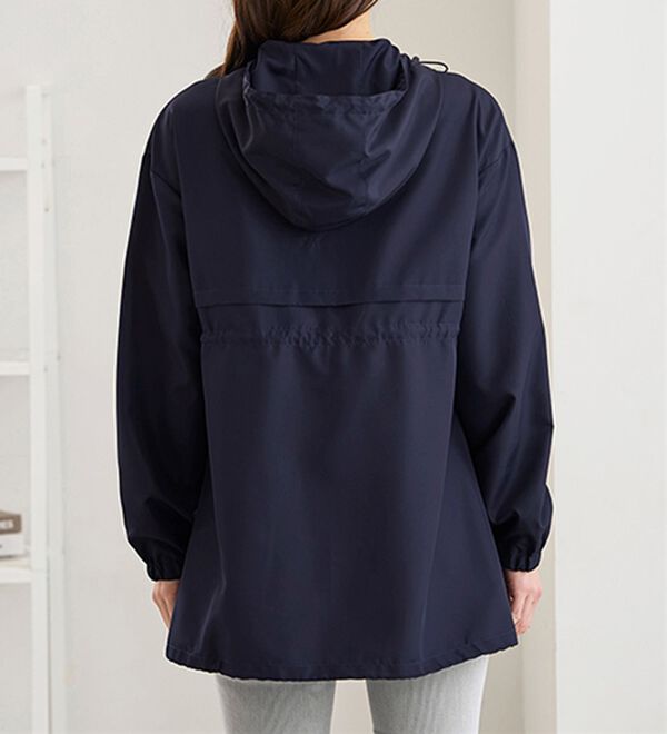 BELLUNA（ベルーナ）の「はっ水加工軽量パーカー（ポーチ付）（パーカー）」｜詳細画像