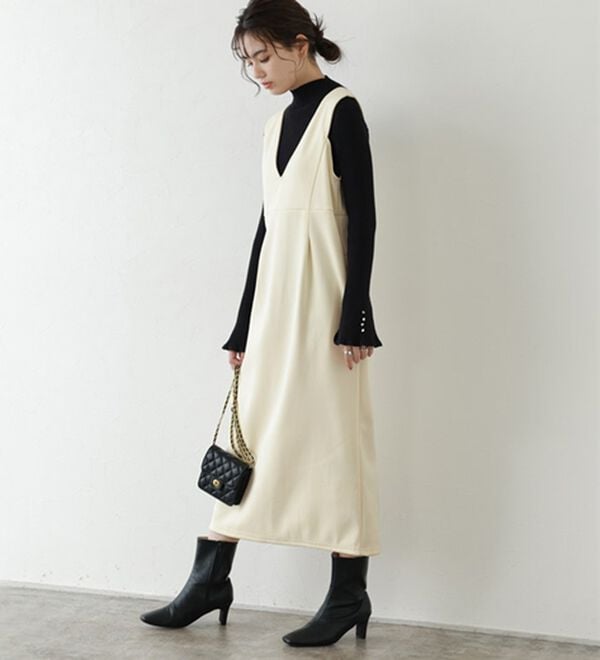 Pierrot（ピエロ）の「ペアスキンベロアジャンパースカート（ジャンパースカート）」｜詳細画像