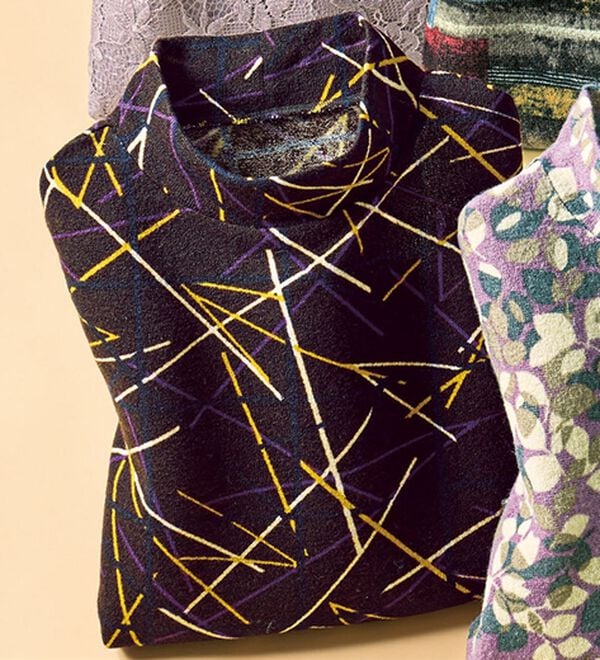 BELLUNA（ベルーナ）の「ふんわり華やぎチュニック（チュニック）」｜線描き柄