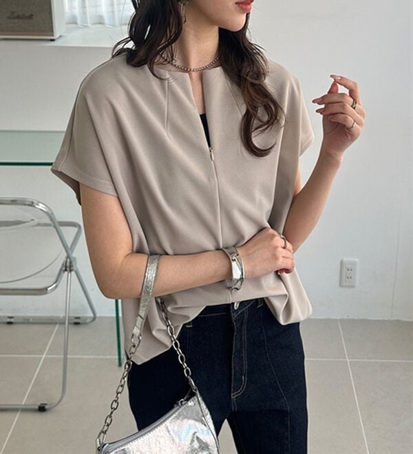 GeeRA（ジーラ）の「前後２ＷＡＹハーフジップＴブラウス（ブラウス）」｜詳細画像