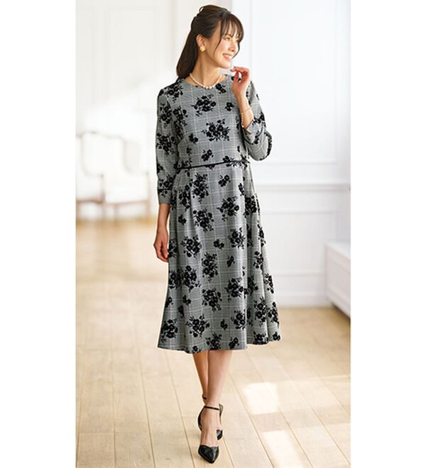 花柄フロッキー素材ワンピースアンサンブル - ベルーナ【公式】 