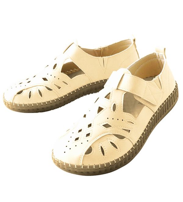 BELLUNA（ベルーナ）の「ステッチ使いゆったりカットワークサンダル（サンダル・ミュール）」｜詳細画像