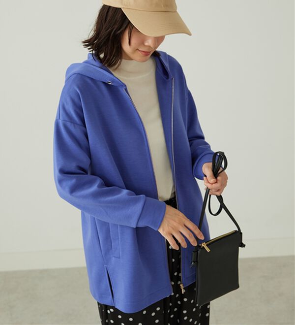 BELLUNA（ベルーナ）の「フードデザインとろみ素材ジップアップパーカー（パーカー）」｜詳細画像