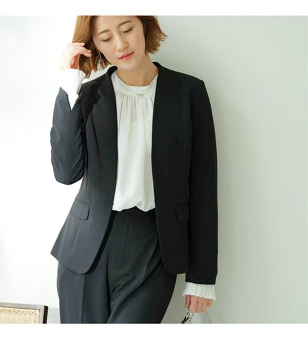 GeeRA（ジーラ）の「【ジャケット+パンツ】洗濯機で洗えるのびのび！ストレッチカットソーセットアップスーツ（パンツスーツ）」｜詳細画像