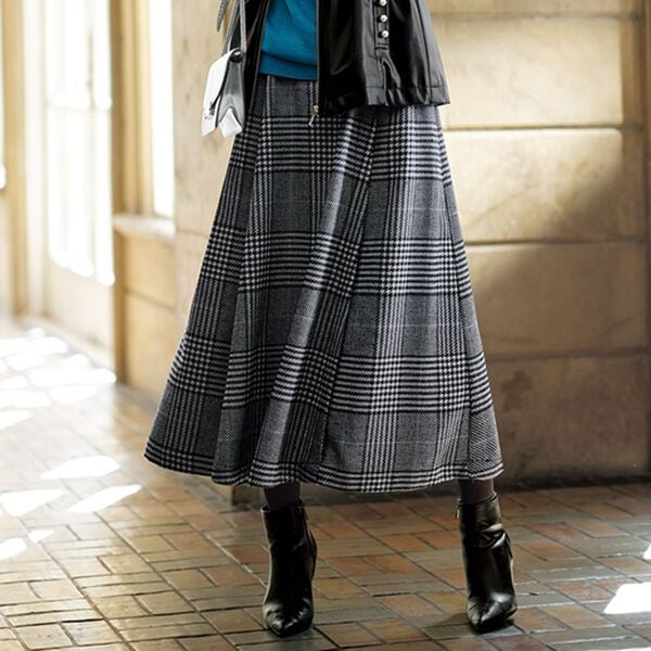 BELLUNA（ベルーナ）の「＜ＭＡＩＳＯＮ　Ｄ　ＡＺＵＲ＞ウール入りチェック柄スカート（ロングスカート）」｜グレンチェック