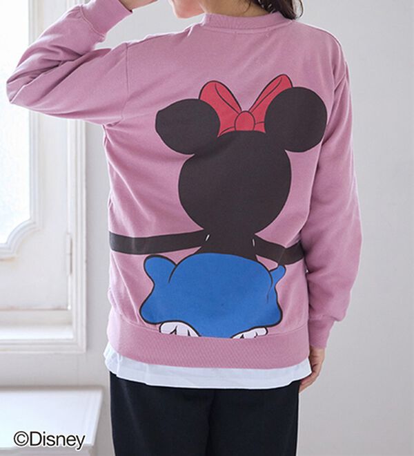 BELLUNA（ベルーナ）の「＜Ｄｉｓｎｅｙ＞【ミッキー＆ミニー】抱き着きプリント裏起毛トレーナー（カットソー）」｜詳細画像