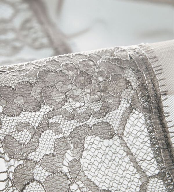 BELLUNA（ベルーナ）の「＜猛暑対策＞チュール重ね裾レースプルオーバー（チュニック）」｜詳細画像