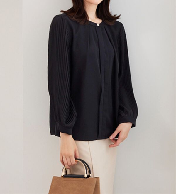 BELLUNA（ベルーナ）の「＜セレモニースタイル＞袖プリーツデザインブラウス（ブラウス）」｜詳細画像