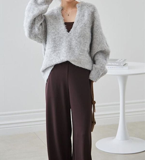 RANAN（ラナン）の「ディープキーネックシャギーニット（ニット・セーター）」｜詳細画像