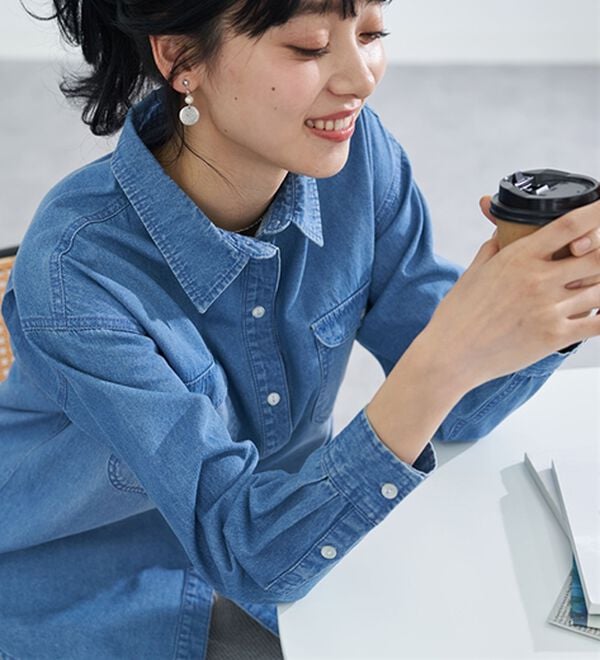 BELLUNA（ベルーナ）の「綿１００％ブラスト加工デニムシャツ（シャツ）」｜詳細画像