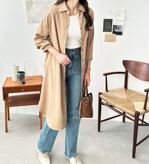 GeeRA（ジーラ）の「スリット入りロングシャツワンピース（シャツワンピース）」｜【きれいめ素材】ベージュ