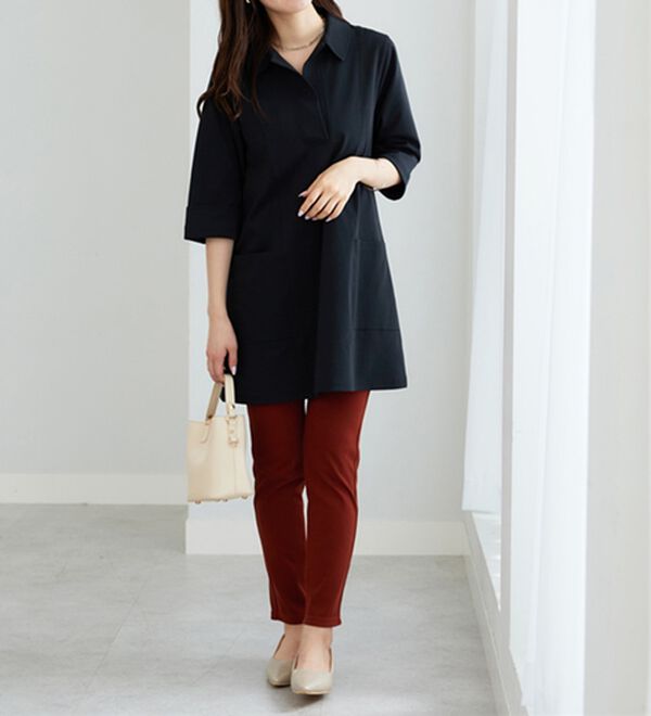 BELLUNA（ベルーナ）の「なめらかポンチ素材衿付きチュニック（チュニック）」｜詳細画像