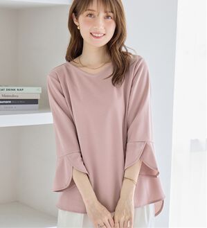 alotta（アロッタ）の「着痩せが叶う！チューリップ袖ブラウスＴシャツ（ブラウス）」｜ピンク