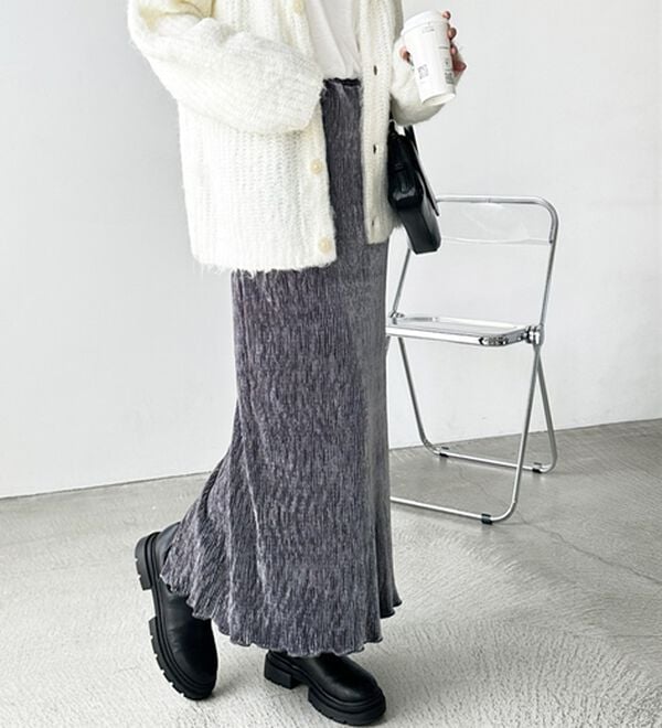 GeeRA（ジーラ）の「すっきり見え！ベロアプリーツロングスカート（ロングスカート）」｜詳細画像