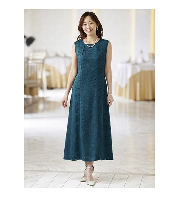 BELLUNA（ベルーナ）の「花柄オパール素材ケープ付ワンピース（プリントワンピース）」｜詳細画像