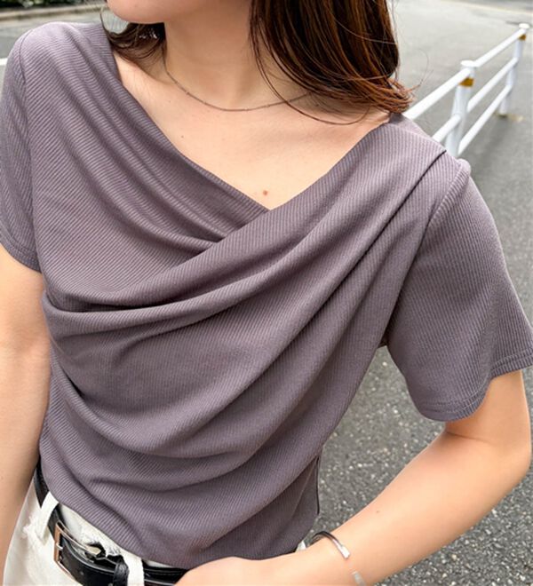 RANAN（ラナン）の「【新色追加】ひんやり上品ドレープリブTシャツ（カットソー）」｜チャコール