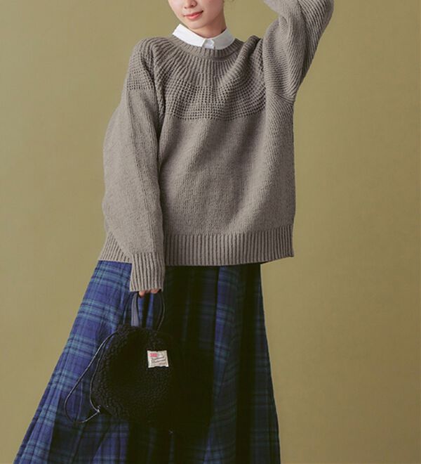 Viola e Viola（ヴィオラ エ ヴィオラ）の「【３つの機能付】求心編みニット（ニット・セーター）」｜詳細画像