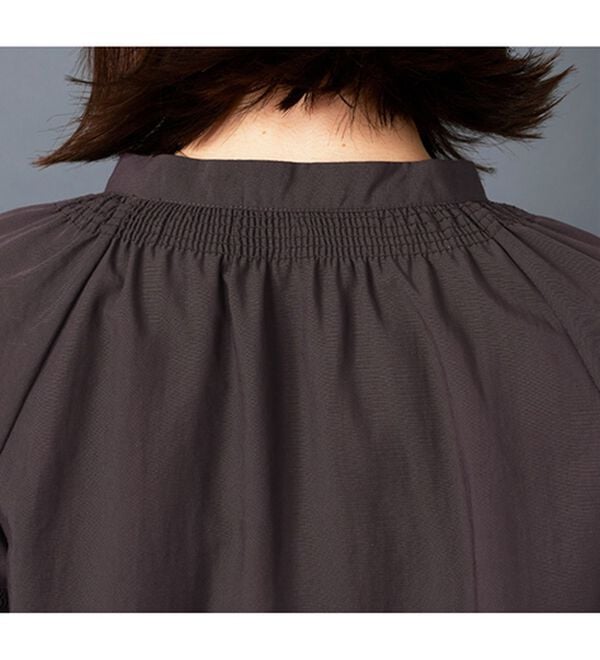 BELLUNA（ベルーナ）の「ビンテージ素材シャーリング使いブラウス（チュニック）」｜詳細画像