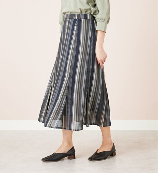 BELLUNA（ベルーナ）の「シフォン素材プリント使いスカート（ロングスカート）」｜詳細画像