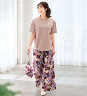 「＜ＨＡＮＡＥ　ＭＯＲＩ＞華やかリラックスウェア（パジャマ・ルームウェア）」｜ピンクベージュ