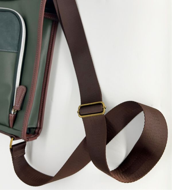 「＜ゴールデンベア＞７得ショルダーバッグ（メンズショルダーバッグ）」｜詳細画像