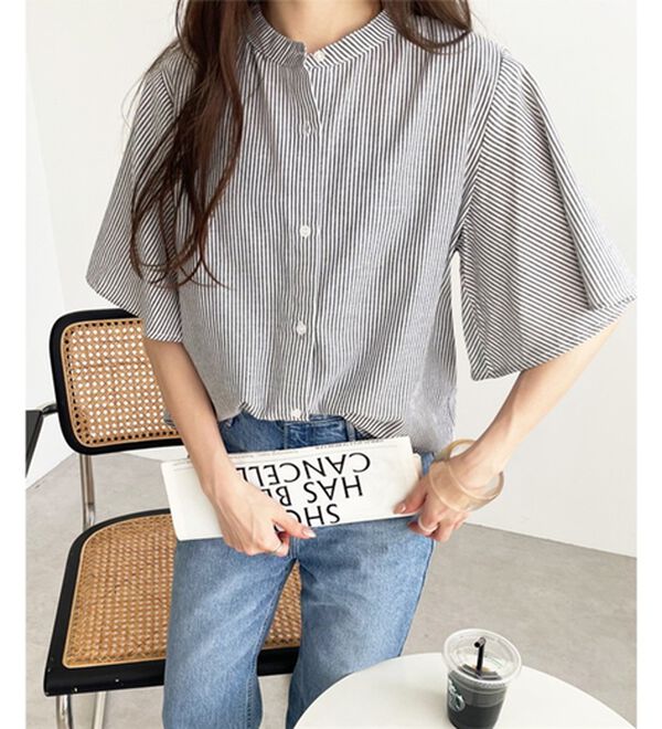 GeeRA（ジーラ）の「フレアー袖バンドカラーブラウス（ブラウス）」｜詳細画像