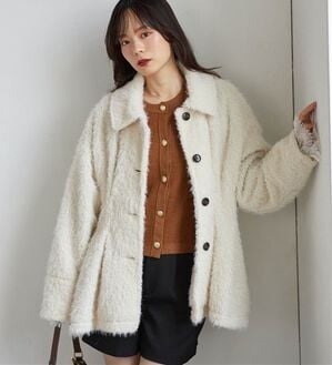 RANAN（ラナン）の「ペプラムシャギーコート（ハーフコート）」｜アイボリー