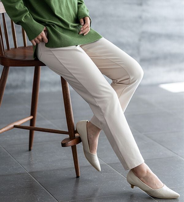 BELLUNA（ベルーナ）の「新触感！マシュマロみたいななめらかストレッチパンツ（フルレングスパンツ）」｜詳細画像