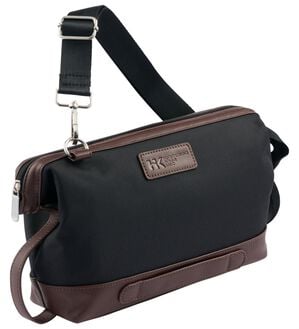 「＜ヒロココシノオムベーシック＞大きく開き、中が見やすいショルダーバッグ（メンズショルダーバッグ）」｜詳細画像