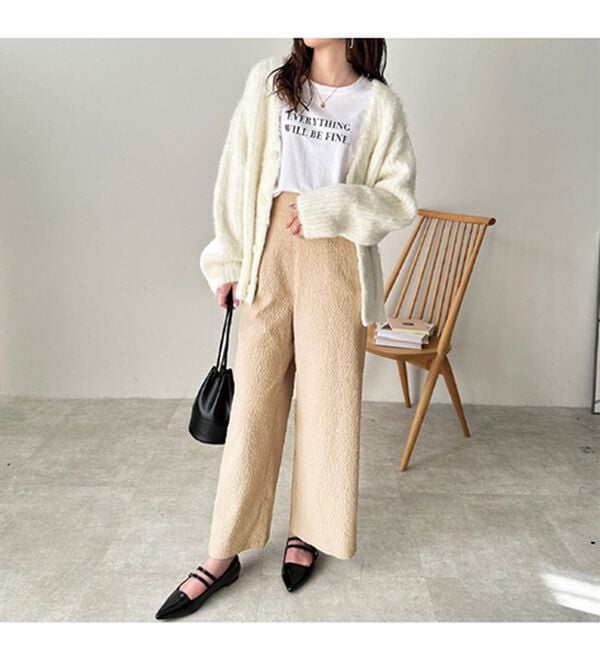 エンボス加工ストレートワイドパンツ - ベルーナ【公式】