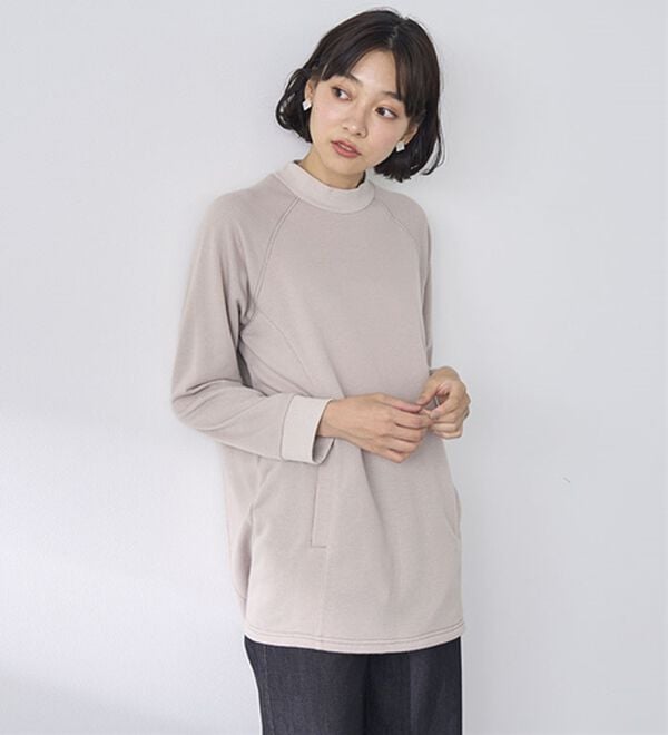 BELLUNA（ベルーナ）の「綿入り素材ラグランデザインポケットトレーナー（トレーナー・スウェット）」｜詳細画像