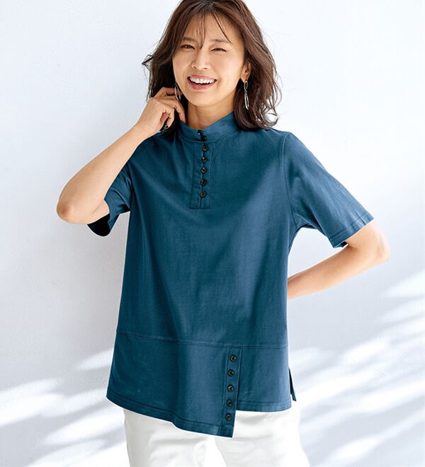 BELLUNA（ベルーナ）の「汗染み対策！綿１００％多ボタンハイネックＴシャツ（カットソー）」｜詳細画像