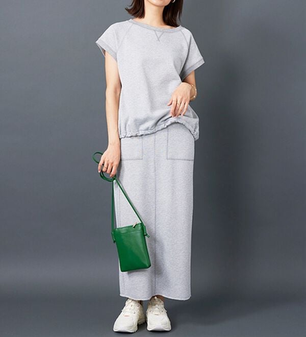 BELLUNA（ベルーナ）の「ラメ入り裏毛素材スカート（ロングスカート）」｜詳細画像