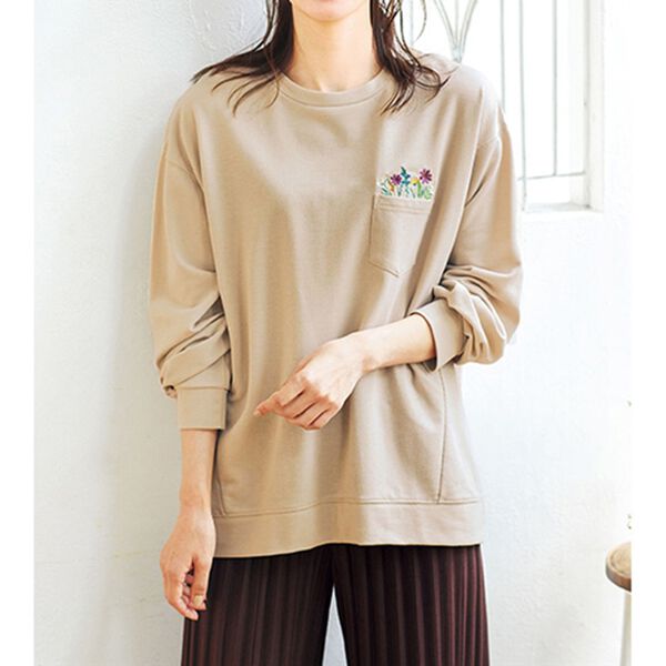 BELLUNA（ベルーナ）の「ポケット刺しゅう袖タックデザインプルオーバー（カットソー）」｜詳細画像