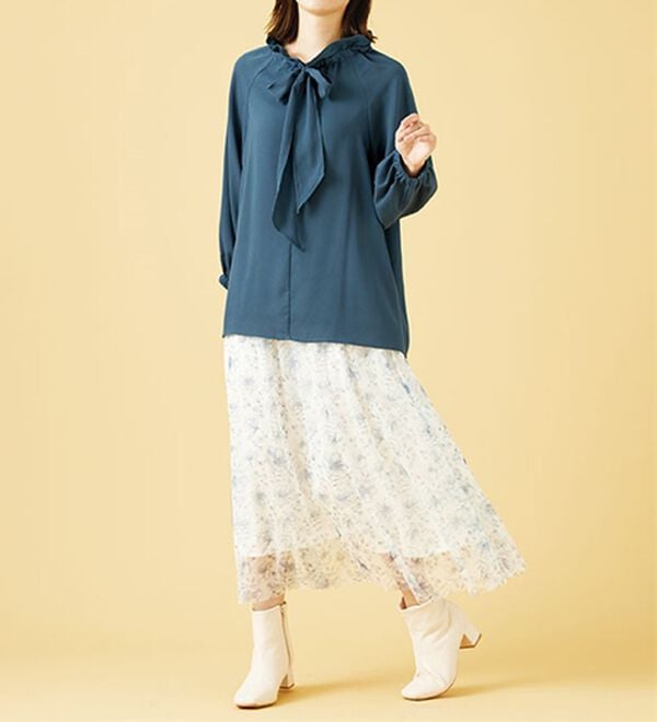 BELLUNA（ベルーナ）の「フリル衿ボウタイデザインブラウス（ブラウス）」｜詳細画像