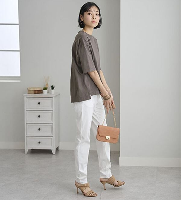 BELLUNA（ベルーナ）の「ひんやリッチコットン大人のゆったりプルオーバー（カットソー）」｜詳細画像