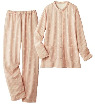 LAVIENNE（ラヴィエンヌ）の「綿入りキルトパジャマ（パジャマ・ルームウェア）」