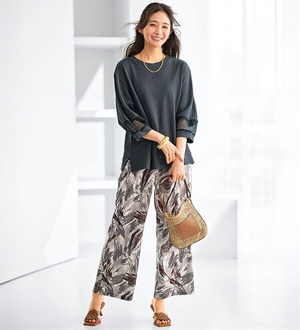 BELLUNA（ベルーナ）の「ジャカード素材袖メッシュレースプルオーバー（カットソー）」｜詳細画像