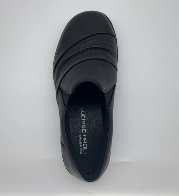 BELLUNA（ベルーナ）の「５Ｅ牛革切替ギャザースリッポン（スリッポン）」｜詳細画像