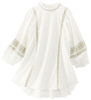 BELLUNA（ベルーナ）の「綿１００％インド刺しゅうハイネックブラウス（ブラウス）」｜オフホワイト