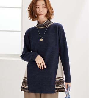 BELLUNA（ベルーナ）の「杢調サイド切替ノルディックチュニック（チュニック）」｜ネイビー