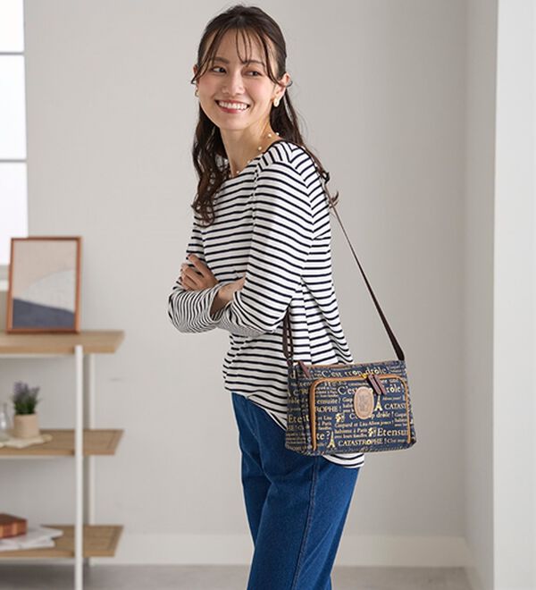 BELLUNA（ベルーナ）の「＜リサとガスパール＞軽量ポシェット（ショルダーバッグ）」｜詳細画像