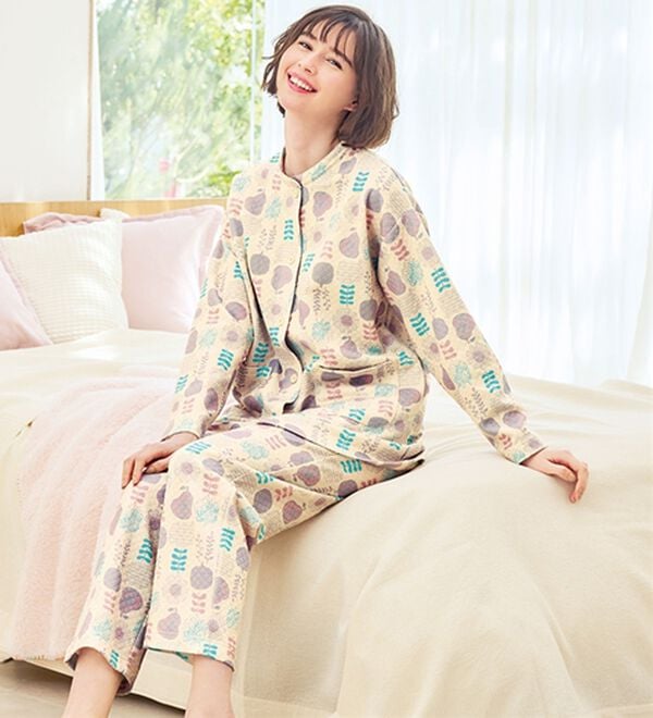 LAVIENNE（ラヴィエンヌ）の「綿入りキルトパジャマ（パジャマ・ルームウェア）」｜詳細画像
