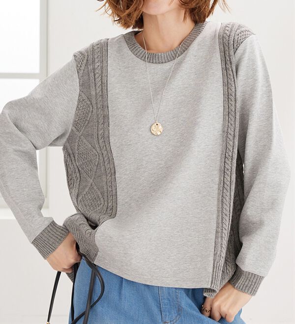 【オシャレ⭐かわいい⭐IENA】グレー　ベージュ　長袖　ケーブル編みセーター ケーブル柄ニット切替プルオーバー - ベルーナ【公式】