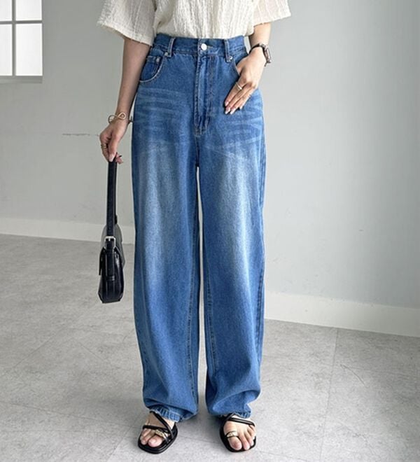 GeeRA（ジーラ）の「ハイウエストストレートデニム（ワイドパンツ・ガウチョ）」｜詳細画像