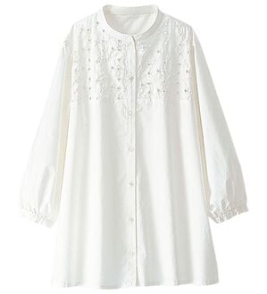 BELLUNA（ベルーナ）の「マーゼライズコットン１００％　アルガンオイル加工刺しゅう使いブラウス（ブラウス）」｜白