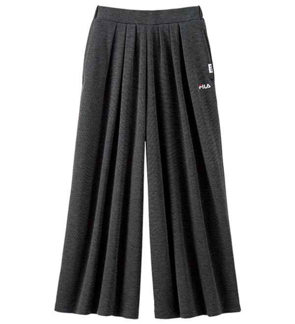 BELLUNA（ベルーナ）の「＜ＦＩＬＡ＞裏起毛ポンチ素材タック使いガウチョパンツ（ワイドパンツ・ガウチョ）」｜詳細画像