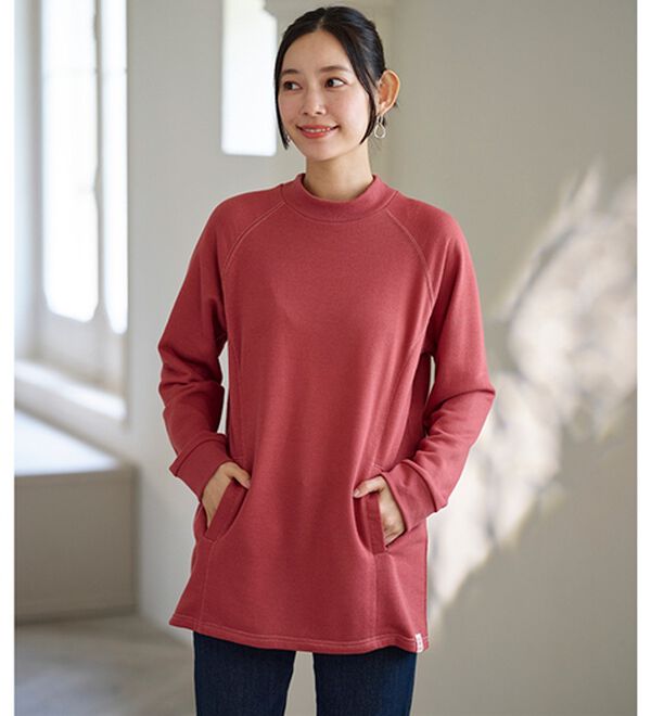 BELLUNA（ベルーナ）の「綿入り素材ラグランデザインポケットトレーナー（トレーナー・スウェット）」｜詳細画像