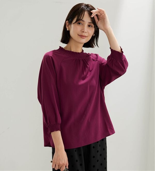 BELLUNA（ベルーナ）の「上品シャーリングドルマンブラウス（ブラウス）」｜詳細画像