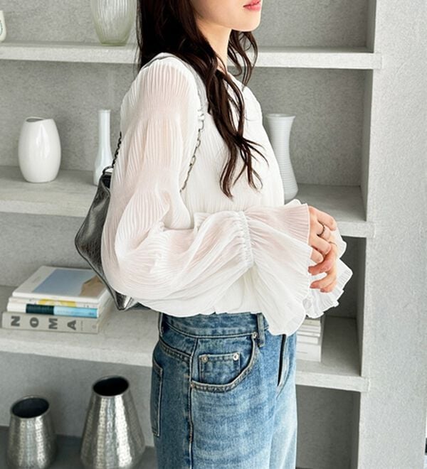 GeeRA（ジーラ）の「シアーシャーリングキャンディー袖ブラウス（ブラウス）」｜詳細画像